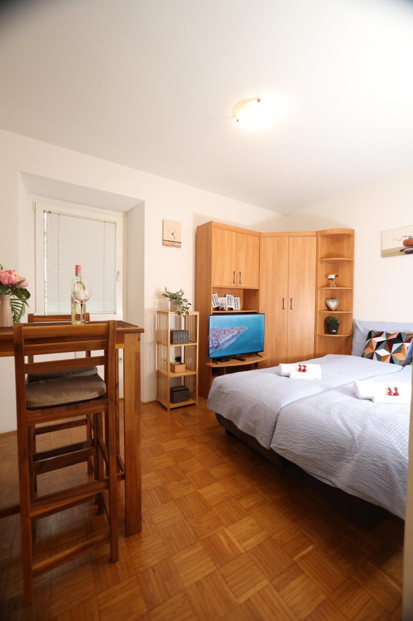Mhouse Lägenhet Piran Exteriör bild